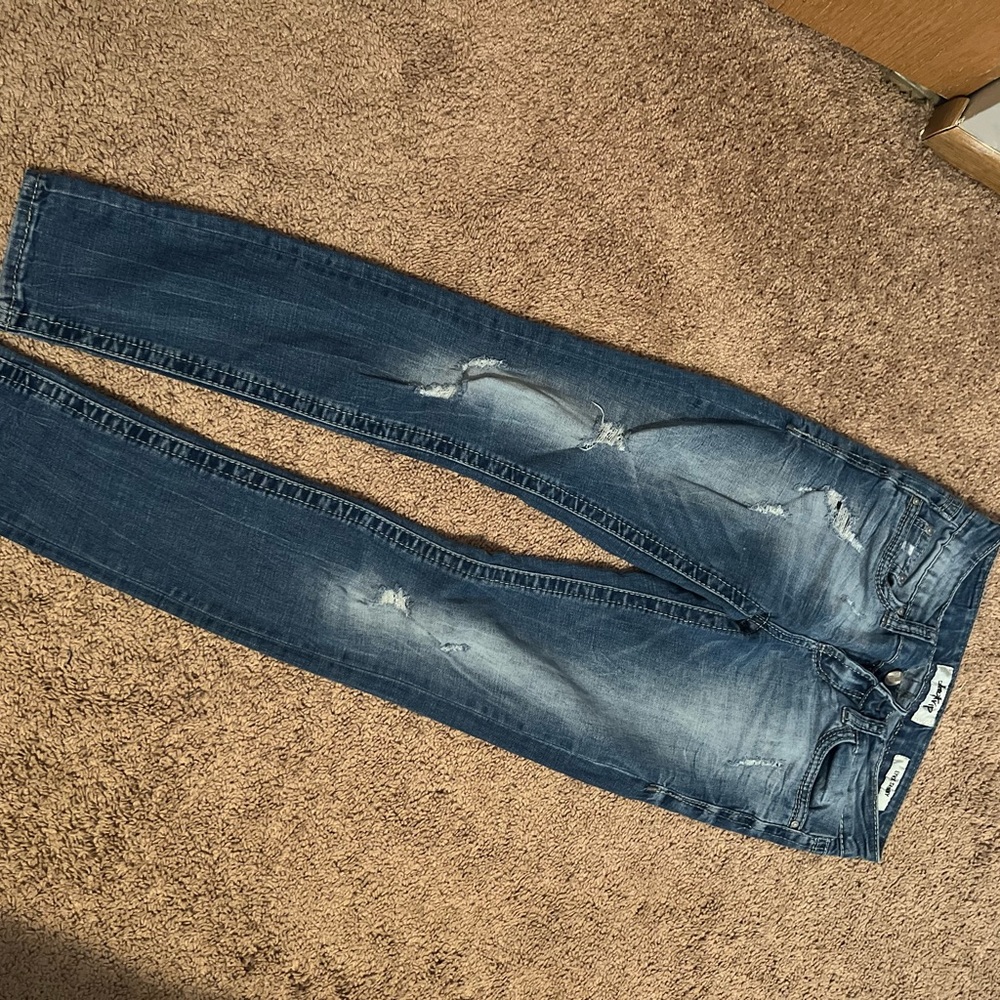 Daytrip Jeans - Picture 2 of 4